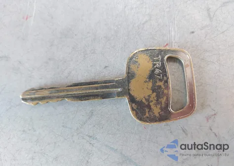 1999 Toyota Camry Le from USA, damaged, VIN 4T1BG22K2XU611726